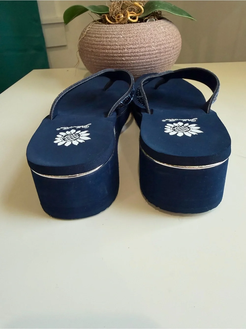 Yellow Box Achillas Navy Blue Rhinestone Wedge Platform Sandals Sz 7.5 - Picture 14 of 14